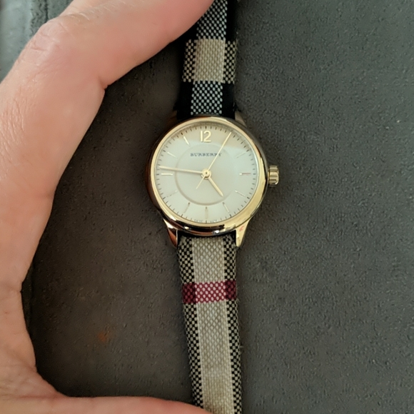 burberry bu10201